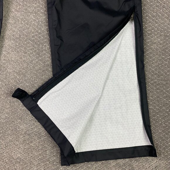 The North Face Black Sweatpants - Picture 5 of 16